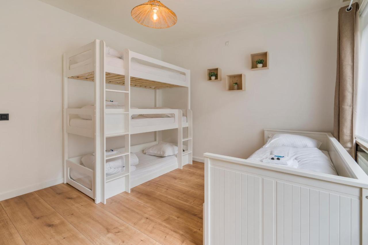 Ruim En Warm Appartement In De Winkelstraat Van Oostende Eksteriør bilde