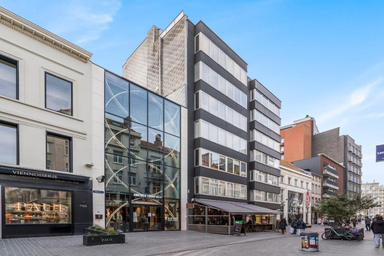 Ruim En Warm Appartement In De Winkelstraat Van Oostende Eksteriør bilde
