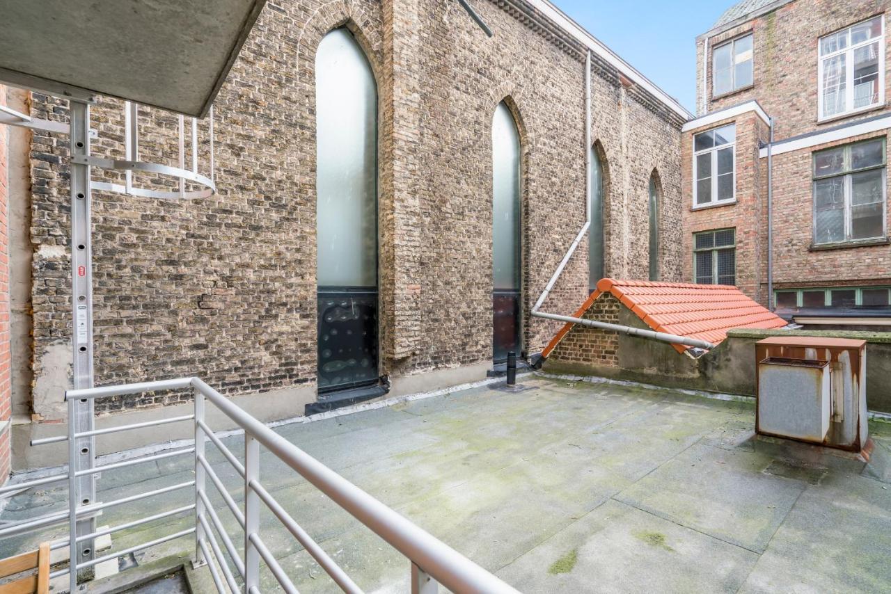Ruim En Warm Appartement In De Winkelstraat Van Oostende Eksteriør bilde